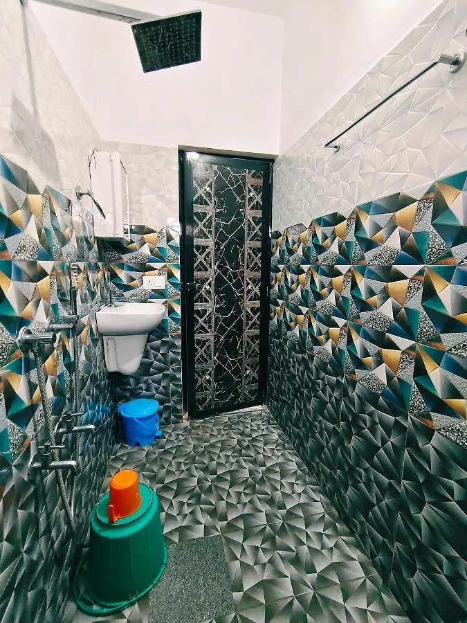 Malhar Marari Homestay Mararikulam 0*,